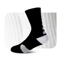 Vente en gros de chaussettes de cheville en éponge épaisse de qualité supérieure pour hommes basket-ball équipe formation sport équipage chaussettes-pour le printemps