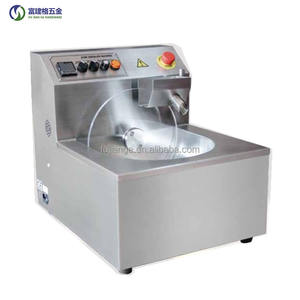 Macchina <span class=keywords><strong>per</strong></span> la produzione di <span class=keywords><strong>cioccolato</strong></span> a diffusione fondente commerciale di grandi dimensioni macchina <span class=keywords><strong>per</strong></span> temperamento continuo a buon mercato piccola completamente automatica - Product Image 2