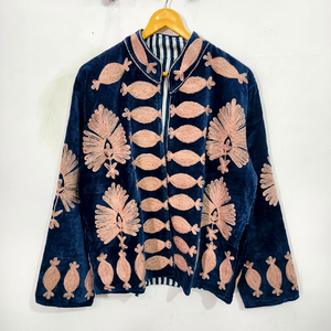 เสื้อแจ็คเก็ตกำมะหยี่ปักลายซูซานี สั้น สไตล์ลำลอง หวานๆ สำหรับผู้หญิง ระบายอากาศได้ดี งานฝีมือทำมือ ผ้าฝ้ายสั่งทำพิเศษ ดีไซน์สวยงาม - Product Image 1