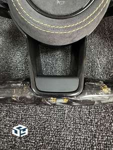 Volant sport en cuir et fibre de carbone personnalisé, luxe et confort, adapté aux <span class=keywords><strong>Audi</strong></span> A1-A9 Q3, Série 4, Golf, Classe C et Camry - Product Image 6