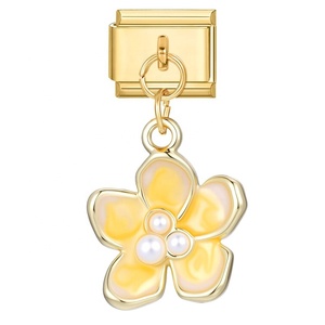 Vente en gros usine, Meilleure vente : Bracelet à breloques italien multifonctionnel et créatif, couleur or, avec pendentif rétro DIY - Product Image 6