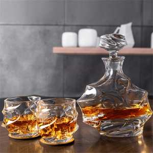Fête des pères Cocktail fumeur Offre Spéciale Bar boisson cristal cadeau bouteille en verre <span class=keywords><strong>Tequila</strong></span> à l'ancienne 4 verres whisky décanteur ensemble - Product Image 2