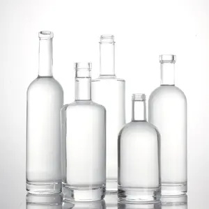 Üretici özel şekilli şarap şişeleri moda tasarım likör alkollü içecekler 500ml votka 70cl açık viski 750ml boş şişe