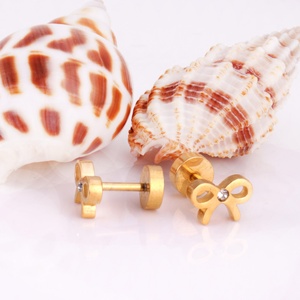 Boucles d'oreilles clous classiques vintage en acier inoxydable avec nœud en strass, jolies boucles d'oreilles pour femme en acier titane, bijoux - Product Image 6