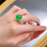 Grande bague en agate ovale 12*14mm en argent 925 calcédoine verte glacée avec anneaux fins incrustés