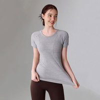 Haut de sport respirant pour femme, coupe classique, pour yoga, course et fitness, extensible, séchage rapide, col rond, manches courtes, maille unie
