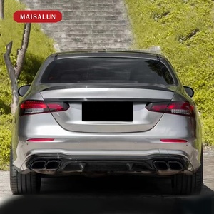 Pare-chocs de carrosserie pour Mercedes-Benz <span class=keywords><strong>Classe</strong></span> <span class=keywords><strong>E</strong></span> W213 : Kit de carrosserie W213 pour mise à niveau du modèle ancien vers le <span class=keywords><strong>nouveau</strong></span> look AMG, comprenant pare-chocs, calandre, diffuseur et embout de capot moteur - Product Image 4