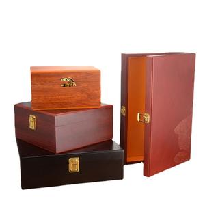 Caja de regalo de madera maciza de alta calidad personalizada caja de almacenamiento de llaves de estilo de arte popular ecológica con grabado - Product Image 1