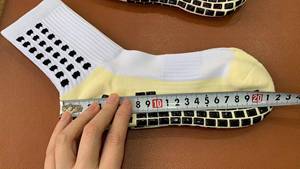 Bán <span class=keywords><strong>S</strong></span>ỉ Tất Chống Trượt Nam Nữ Thanh Thiếu Niên Chất Lượng Cao Phổ Biến Tất Bóng Đá Phi Hành Đoàn Chống Trượt Chấm Bi Thể Thao Vớ Bóng Đá - Product Image 5