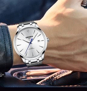 Montres pour hommes de haute qualité en acier inoxydable argenté et or rose avec cadran à rayures solaires littérales de l'usine KINYUED - Product Image 5