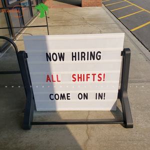 لوحات حروف من البلاستيك الشفاف المخصص لوضع علامات رسائل قابلة للتغيير - Product Image 2