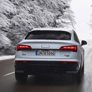 Nouvel arrivage Ensemble de feux arrière à LED pour <span class=keywords><strong>Audi</strong></span> Q5 100W 6000K Couleur Accessoires automobiles pour feux arrière d'origine Version standard - Product Image 2
