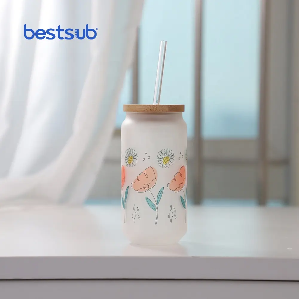 BestSub all'ingrosso 18oz glassato sublimazione spazi vuoti può a forma di tazza di vetro bicchiere d'acqua Cola bicchiere da vino tazza con coperchio e cannuccia