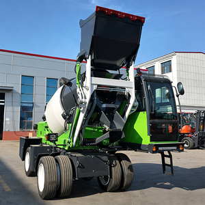 Bétonnière mobile portative de 2 m³ à chargement automatique <span class=keywords><strong>avec</strong></span> <span class=keywords><strong>pompe</strong></span>, machine à béton diesel à vendre - Product Image 2