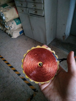 Machine à sceller manuelle par induction électromagnétique pour bouteilles en plastique et verre