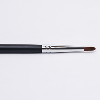 Pinceau à lèvres à manche en bois, poils synthétiques véganes marron, pour liner et rouge à lèvres, outil cosmétique pour le visage, marque privée