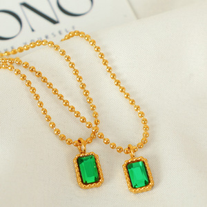 Collar con Colgante de Cristal y Oro de 18K de Lujo, Antideslustre, Acero Inoxidable Altamente Pulido, Accesorios Diarios para Mujer - Product Image 4