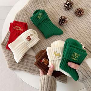 क्रिसमस के मोजे उपहार बॉक्स उपहार मोजे शरद ऋतु सर्दियों की खूबसूरत महिलाओं के लाल नए साल के कपास मोजे क्रिसमस - Product Image 3