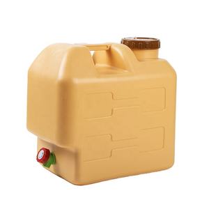 Camping Portable <span class=keywords><strong>20L</strong></span> 30L plastique Jerry Can HDPE seau <span class=keywords><strong>d</strong></span>'<span class=keywords><strong>eau</strong></span> <span class=keywords><strong>avec</strong></span> <span class=keywords><strong>robinet</strong></span> et bouteille de savon liquide Lotion - Product Image 1
