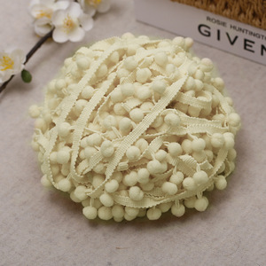 Chất Lượng Cao 2.5Cm May Pom Pom Ren Cắt Tỉa <span class=keywords><strong>Fringe</strong></span> Nylon Nhiều Màu Pompon Bóng <span class=keywords><strong>Pompom</strong></span> Neon Màu Cam <span class=keywords><strong>Trim</strong></span> Cho May Rèm - Product Image 2