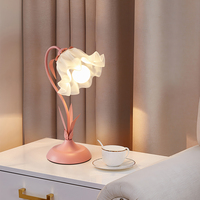 Lampe de chevet de style européen, romantique, chaleureuse et élégante, décoration de mariage, forme de fleur, lampe de table pour chambre à coucher