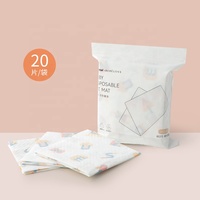 Nouveau-né non tissé à impression personnalisée pour l'alimentation de bébé bavoirs jetables pour bébé
