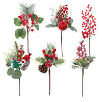 Décorations de Noël 2026 : Brindilles de pin artificielles avec baies rouges et pommes de pin, effet neige