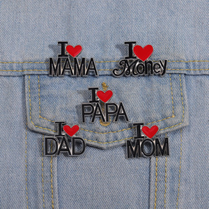 Bán Buôn Tùy Chỉnh Kim Loại Thủ Công Mỹ Nghệ 'Tôi Tình Yêu Mẹ Cha Tiền Trâm "Men Pin Huy Hiệu Cho Ve Áo Ba Lô Hat Phụ Kiện Cho Phụ Nữ - Product Image 3