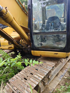 Escavatore Cingolato Usato Caterpillar 320C - Vendita Diretta dal Fornitore - Macchinari Edili CAT - Product Image 2