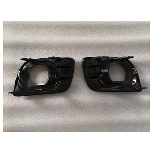 Cadre de phare antibrouillard Vibe Us 88975660 88975659 en plastique pour Vibe Us 2009 et versions ultérieures, fixation par vis - Product Image 1