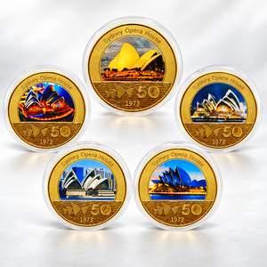 Moneda del Teatro de la Ópera de Sídney 2026, diseño de cinco ángulos, chapada en oro, impresión en color sobre hierro, con estuche - Product Image 1