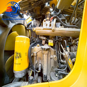 Chargeuse-pelleteuse JCB 3CX d'occasion, directement du fabricant. Premier à atteindre une efficacité énergétique. Prix abordable. - Product Image 5