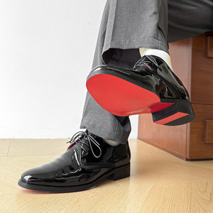 2026 Men's Elegant Pointed <b>Toe</b> Shiny Lace Up Shoes Pleated Detail Red Sole Dress Shoes - Product Image 1