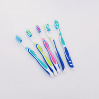 Brosse à dents ergonomique antidérapante avec points, sans BPA, manche en plastique couleur charbon, pour transplantation capillaire oblique, usage domestique adulte