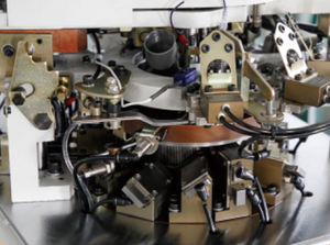 Máquina de Tejer Calcetines Jacquard Automática Todo en Uno de Doble Vía ZHENGBAO, Motor de Doble Calcetín Computarizado de Alta Capacidad - Product Image 4