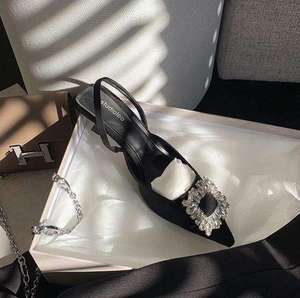 Women's <b>Pointed</b> Toe Heels Crystal Buckle Heeled Shoes Fashion Rhinestone Slingbacks Short Heel Sandals - Product Image 5