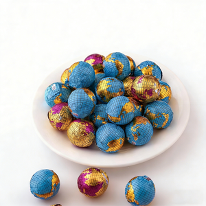 Chocolat noir rond en vrac directement de l'usine, en forme de globe/terre, chocolat amer, boule de chocolat dorée, emballé dans du papier d'aluminium - Product Image 6