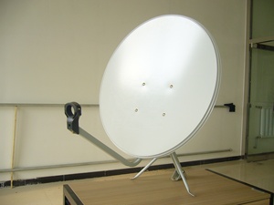 Antenne satellite offset Ku Band 80 cm en acier pour extérieur, <span class=keywords><strong>prix</strong></span> usine Chine - Product Image 2