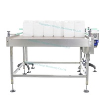 Table d'alimentation de bouteille de convoyeur de plateau tournant automatique pour le tri et l'alimentation plats de bouteille en plastique de rectangle plat
