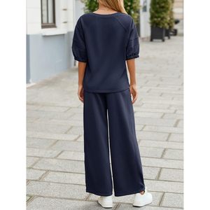 Ensemble de survêtement 2 pièces personnalisé pour femme : haut col en V et pantalon large décontracté pour l'entraînement - Product Image 5