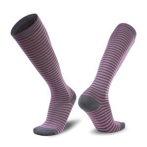 Calcetines deportivos de compresión atléticos para hombres y mujeres, ciclismo, correr, fútbol, baloncesto, monopatín, ejercicio, calcetines de rendimiento - Product Image 1