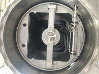 Autoclave rotative à haute uniformité avec système de pulvérisation d'eau pour le traitement du lait en bouteilles PP/verre