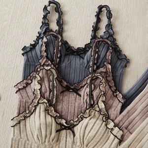 V गर्दन धनुष डिजाइन रिशड नाइट लाउंज पहनते हैं रूफल्स नींद सेट नरम खिंचाव कपड़े की लुभावनी डिजाइन आरामदायक रात पहनें - Product Image 2