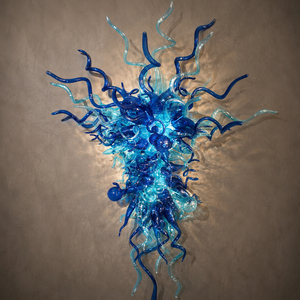 Lámpara de pared de cristal de Murano azul degradado soplado a mano, decoración de pared de lujo para villas, hoteles, vestíbulos e interiores. - Product Image 1
