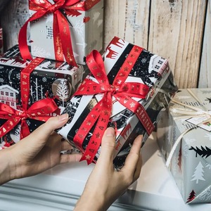 Custom Eco-Friendly Recyclable Winter Scene Metallized Gift <b>Wrap</b> <b>Paper</b> <b>Roll</b> Single Side Coated Waterproof Digital Printing Craft - Product Image 5
