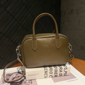 Sac à main <span class=keywords><strong>Boston</strong></span> en cuir véritable classique pour femmes avec bandoulière unique au design rétro fermeture à glissière doublure étanche utilisation sur la <span class=keywords><strong>plage</strong></span> - Product Image 2