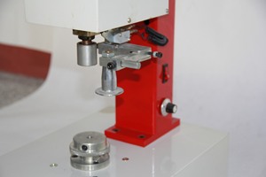 KFJ-1035 yarı manuel Metal şişe kapağı kilidi Oral kilitleme kapatma makinesi - Product Image 6