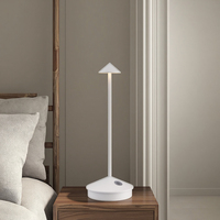 Lampu Meja LED Modern Zafferano Tanpa Kabel, Kontrol Sentuh, Fitur Peredup, Lampu Malam Isi Ulang, Bodi Aluminium, Dioperasikan dengan Baterai