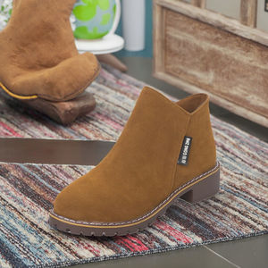 Wholesale <b>Ladies</b> Fashion Suede Leather Ankle <b>Boots</b> Comfortable Short Styles with Side Zipper <b>Low</b> <b>Heel</b> Women's Winter <b>Boot</b> - Product Image 2