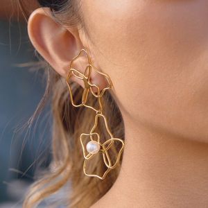 Flower Pearl Drop Earrings 18K Stainless Steel Claw Setting Everyday Wear - Product Image 3